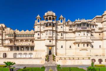 6D7N Car Tour of Delhi, Agra, Jaipur, Jodhpur, and Pushkar Tour Packages